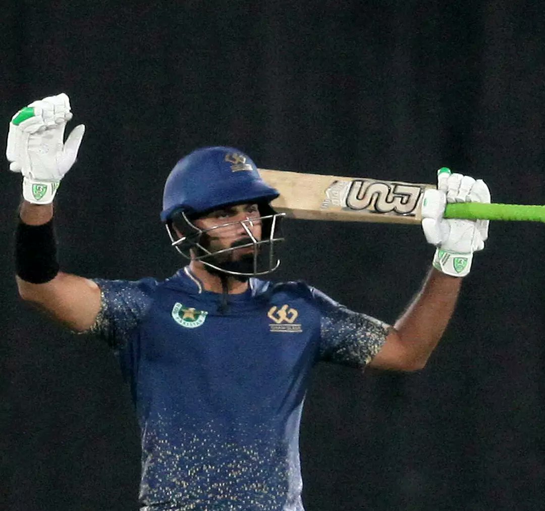 WafaHussaini12's tweet image. ALLHAMDULLILLAH..!
Outstanding  performance by HUSSAIN  in president,s cup 2024..🌟⭐
364 runs...
2 × 100s...  1× 50...
122* hs...
36 ( fours).... 8 ( sixes)...
3 ( wickets)..
Hussain Tallat...
@HussainTallat12
#cricket #Respectable