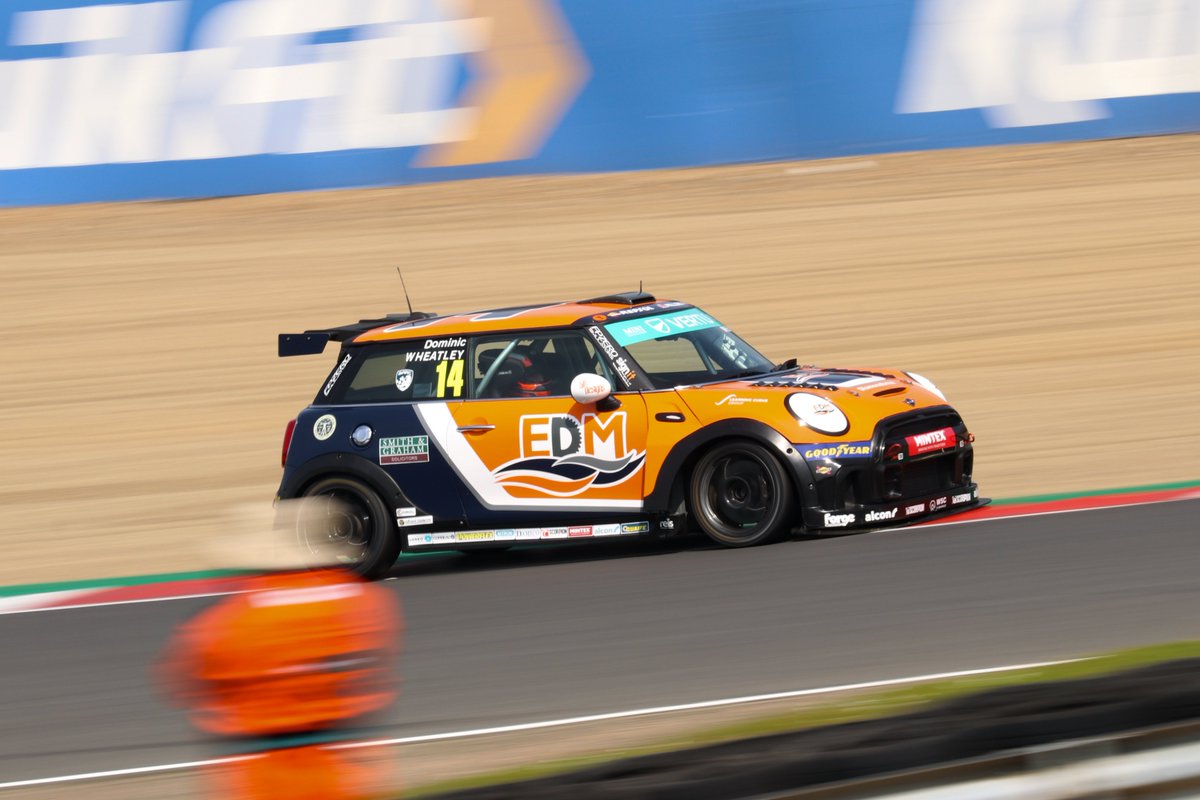 Mark Gledhill tweet media