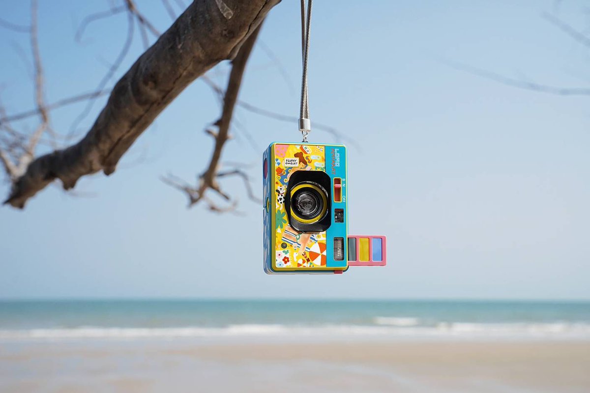 The sun is out! ☀️ Let's celebrate with this gorgeous new LomoApparat @fluffyomelet edition! buff.ly/3ynPMTR