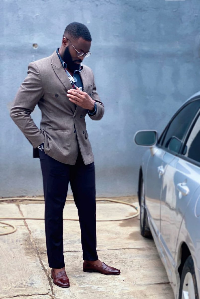 cdr_sani's tweet image. I almost forgot to tell X I got balloons today... Mans getting old.
+1