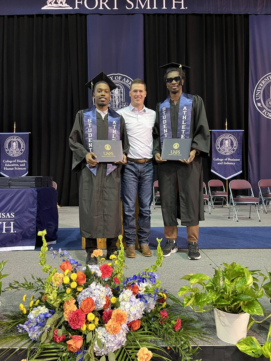 Graduation Day 👨‍🎓 for Cam and Furaha‼️ We are incredibly proud of these two guys‼️ They are an outstanding representation of our program, they finished the race and signed the board‼️ Cam and Furaha are now Lions 🦁 for life‼️ #FAMILY 🦁🏀👨‍🎓