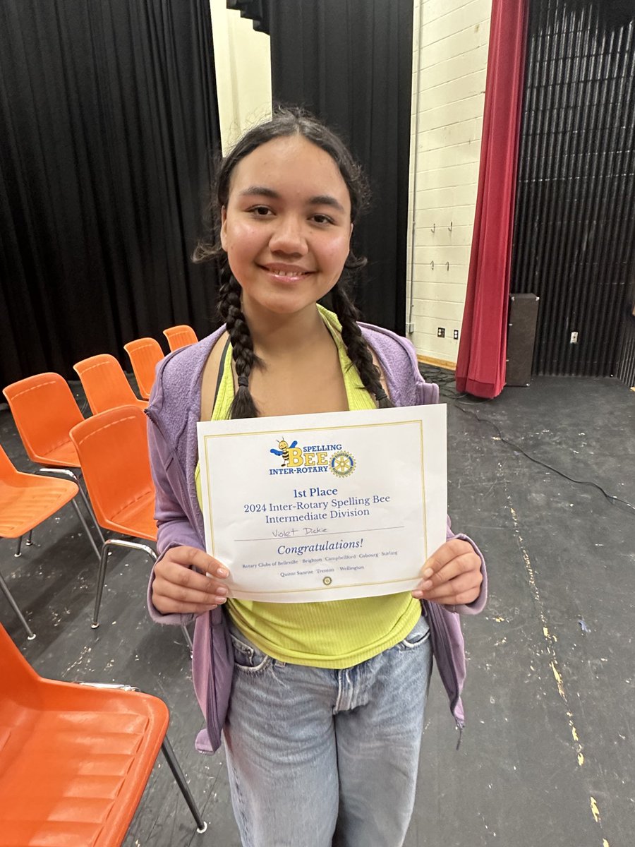 Congratulations Violet Dickie- student at @alcdsb_greg ⁦@alcdsb⁩ #Picton - winner of #rotary #regionals #spellingbee 🐝 ⁦@BellevilleON⁩ - fun Saturday afternoon! Afternoon… a f t e r o o n !🇨🇦🙄