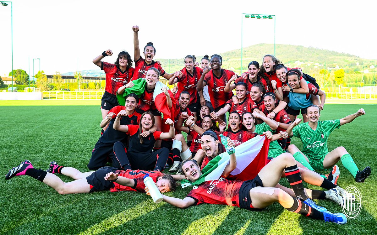 ❤🖤 𝐋𝐞 𝐜𝐚𝐦𝐩𝐢𝐨𝐧𝐞𝐬𝐬𝐞 𝐝'𝐈𝐭𝐚𝐥𝐢𝐚 ❤🖤

#PrimaveraFemminile #SempreMilan