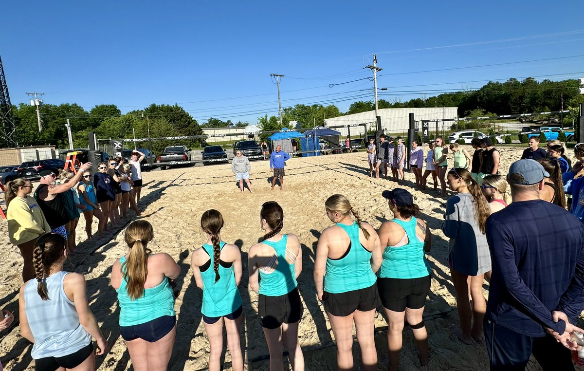 Couldn’t play in the A5 Chattanooga tournament hosted by XSV Beach today? Please consider donating -All proceeds help provide opportunities for players in our community play club volleyball with A5 Chattanooga.

give.cornerstone.cc/lovbfoundation…

#LOVB #GrowingTheGame #A5