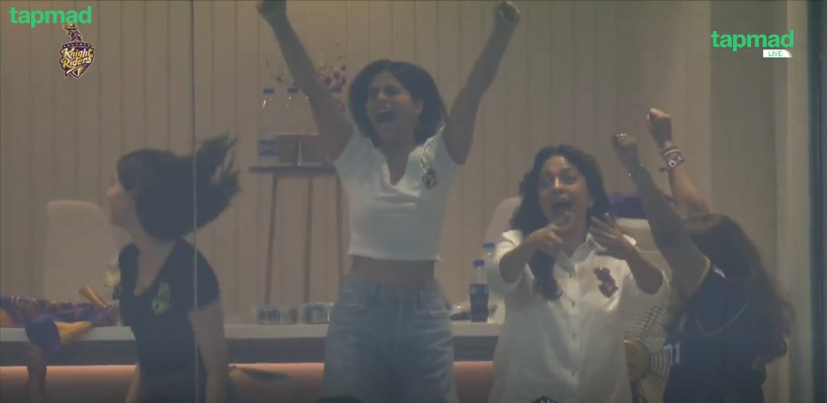 Shah Rukh Khan's daughter Suhana Khan, co-owner Juhi Chawla & Ananya Pandey are dancing with joy as KKR become the first team to qualify for IPL 2024 playoffs 😭😭❤️❤️❤️

#IPL2024 #tapmad #HojaoADFree