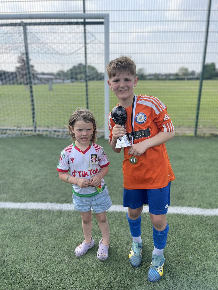 U11 Bossing a U12 tournament after playing a game in the AM. 

Top boys #Levels