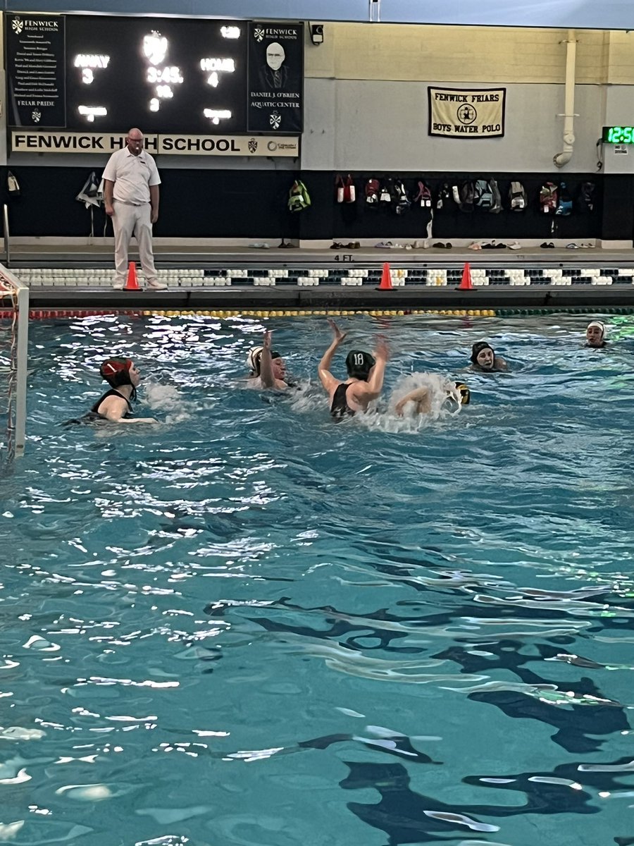 Congratulations to Girls  Varsity Water Polo Team Sectional Champions!! 💚Go Dukes!!!
York 10
Fenwick 9