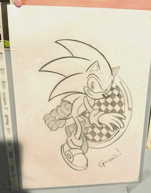 nimuethart's tweet image. Oh! One thing I&apos;m still good at! 

I drew this a couple months ago for a friend as a thank you for buying a bag off me. Ignore how much bigger the hand in the back is, I only noticed that when he sent me this photo a few days later. XD