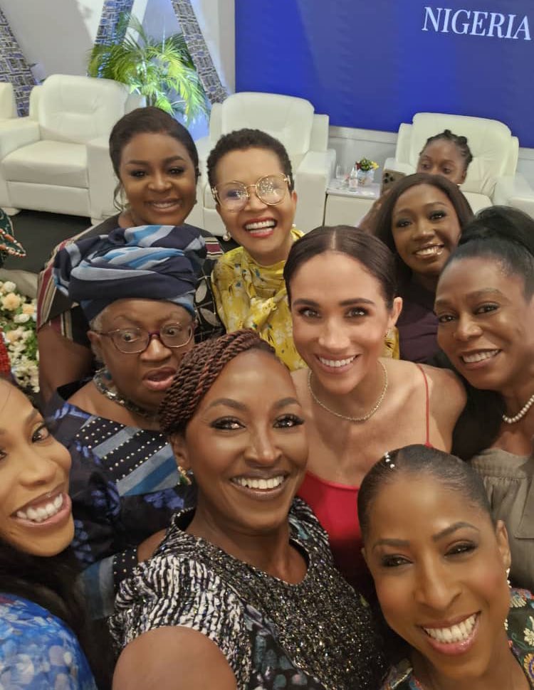 What an incredible afternoon of sisterhood in Abuja‼️ Nigerian Women from across the country & all sectors led by @NOIweala welcomed Meghan “Omowale” Duchess of Sussex home. Well done Mo Abudu. Substantive discussion, fun and selfies! Strong call to action. Watch this space…