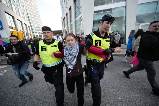 Greta Thunberg a été expulsée de la Malmö Arena où elle voulait protester contre la présence d’Israël à l’Eurovision. Pendant ce temps, l’assaut d’Israël sur Rafah est imminent.