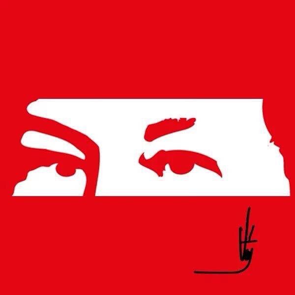@MPSnoserinde Copia de los ojos de Chavez, campaña electoral 2012. Son de lo ultimo 🤮