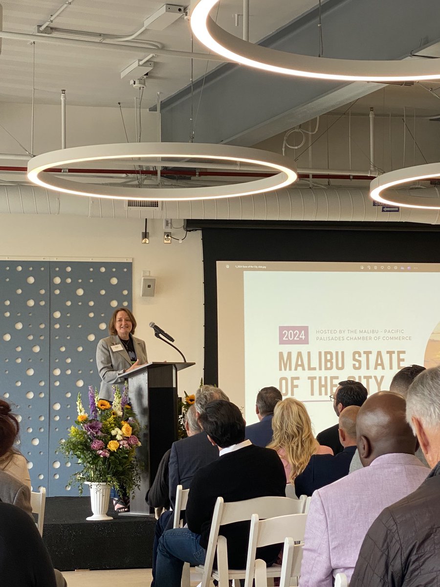 Great to hear from so many Malibu electeds and leaders at the Malibu state of the city event including ⁦⁦@BenAllenCA⁩ ⁦@jacquiirwin⁩ and ⁦@SMMUSD⁩ board member @Stacy Rouse at Malibu’s own ⁦@SMC_edu⁩ campus ⁦@Malibuchamber⁩