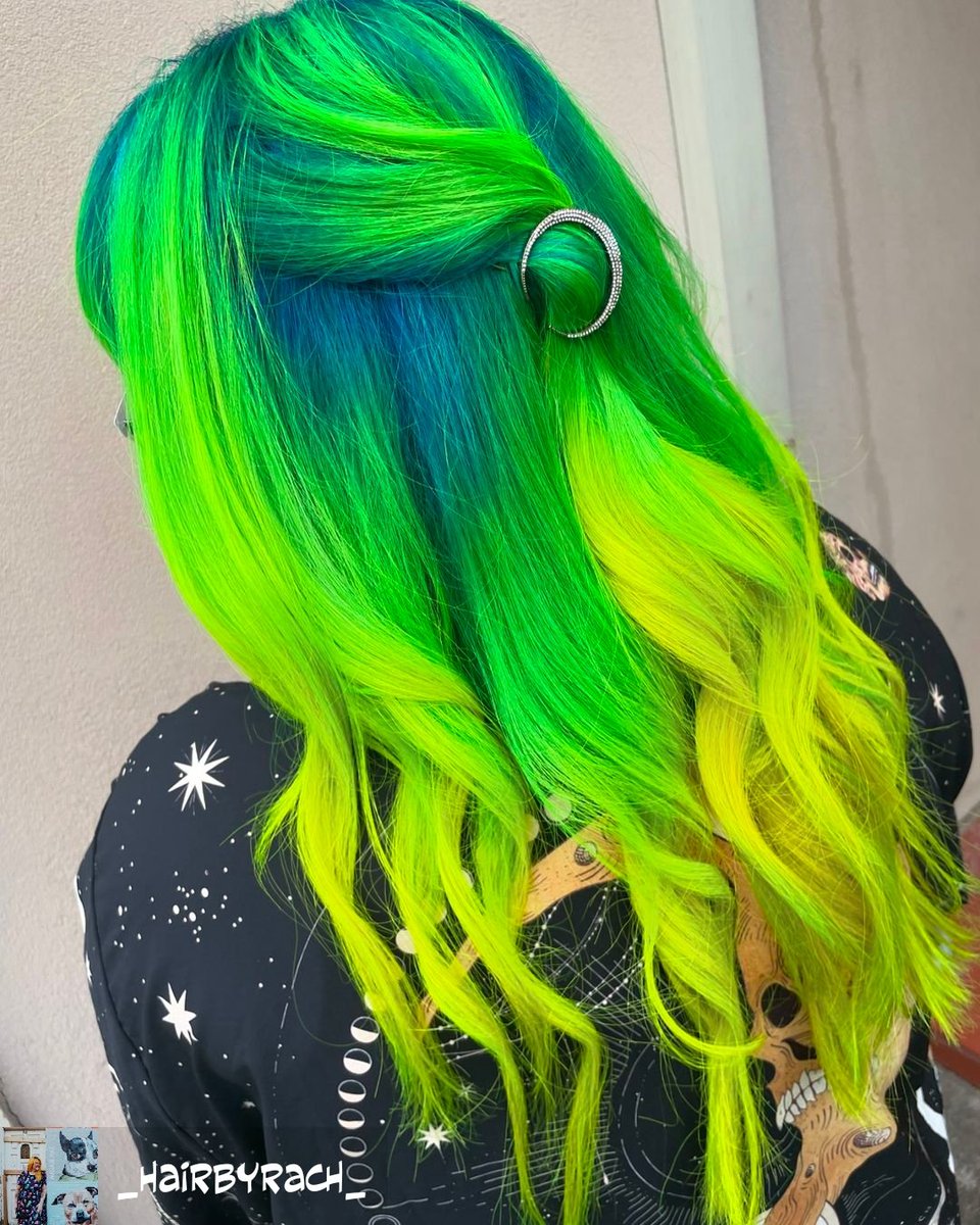 Holyyyyyy!
.
.
.
.
.
Credit to @_hairbyrach_ 

The aim of the game today was bright
By George, I think we’ve done it! 

We used #joicointensity cobalt, Kelly green, #pravana neon green and neon yellow 

#rainbowhair #vividhair #neonhair #yellowhair #stylistssupportingstylists