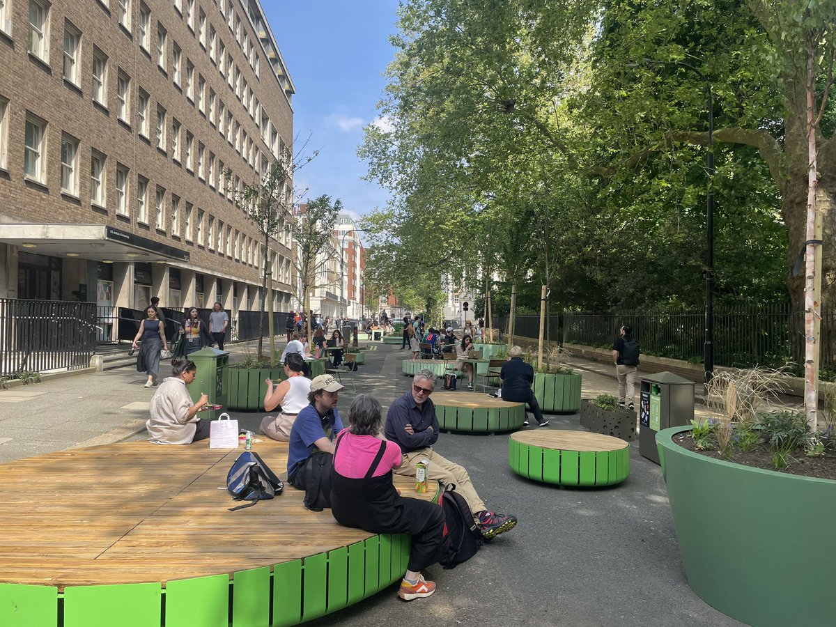 BCI_realm's tweet photo. Something new coming to @ucl @CamdenCouncil on the north side of Gordon Square.  What was once a logistics yard devoid of daily public life is now a lively space for the @ucl students and local community. @LDADesign with #doubleyellow magic from @WillSandyDesign https://t.co/iBMDhGVmJj