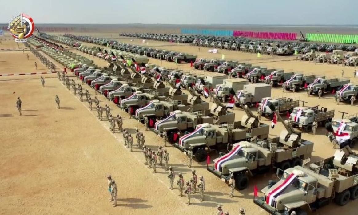 🚨 Mısır Ordusu nun İTrail sınırı yakınındaki kuzey Sina'ya ağır zırhlı araçlar sevk ettiği bildiriliyor 💥💥 🛑Mısır #Refah anlaşmalarından kesildi. #eurovisiongr #Eurovision2024