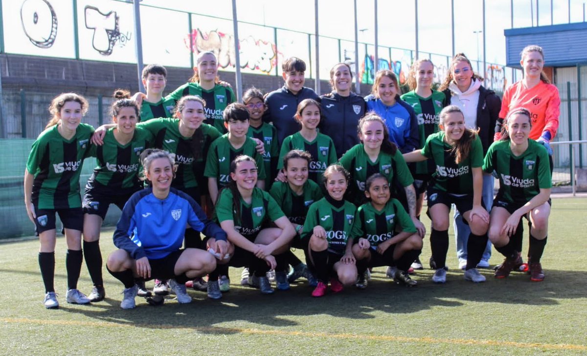 🟢⚫ #Base_SRC | SRN ALEVÍN🟢⚫

🏆 No nos cansaremos de celebrar vuestros éxitos campeonas!! 🏆

💚Campeonas de campeonas🖤