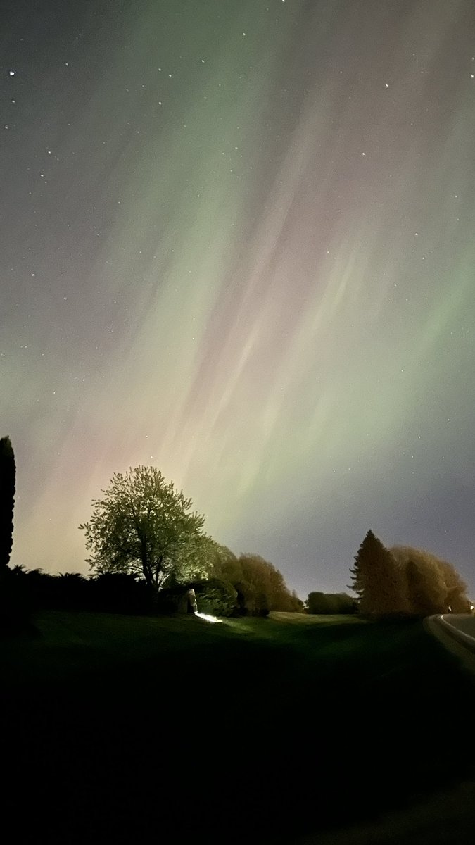 SyedaMinaMD's tweet image. moving to Rochester, MN even more worth it now #Auroraborealis #bucketlist