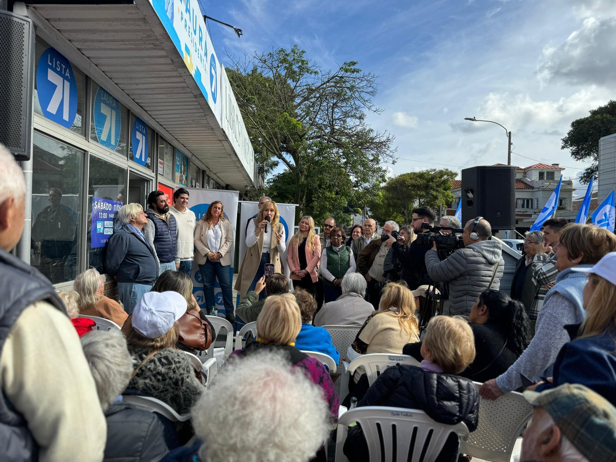 @Renovacion71 @lista71 @sumar_uy @lauraraffo @71jovenes @la71queseviene Seguimos sumando sedes ➕🇺🇾 Inauguramos local de la @lista71 en Malvin, ubicado en Orinoco 4964 junto a @lauraraffo 💪🏻 #HagamosHistoria