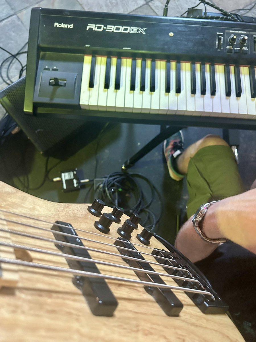 <a href="/FocusWales/">FOCUS Wales</a> <a href="/TheHonestPoet8/">The Honest Poet.</a> 🎸🎸