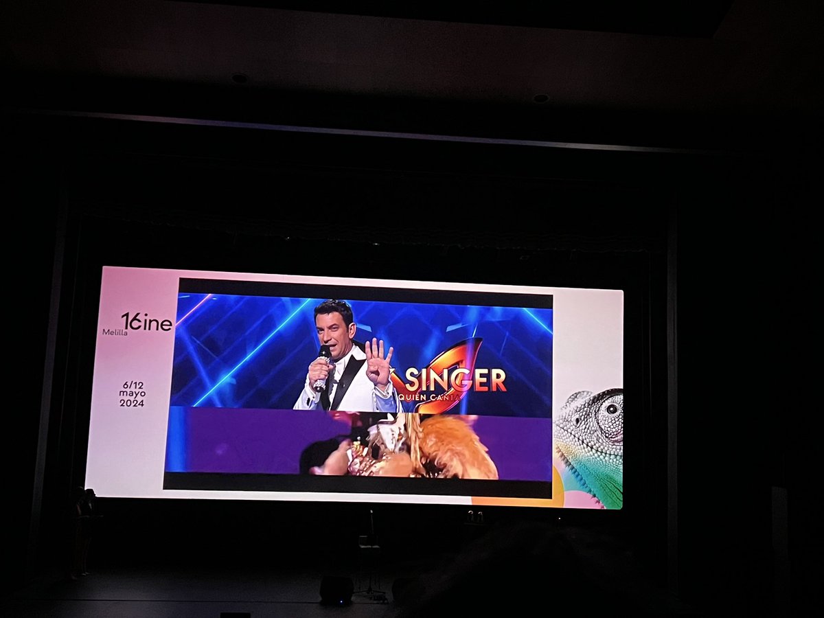 <a href="/SCineMelilla/">Semana de Cine de Melilla</a> <a href="/Kursaal_Melilla/">Kursaal Melilla</a> Arturo Valls recibe el tercer Premio Ciudad de #Melilla de manos de Moisés Salama por su faceta de actor, productor y presentador.