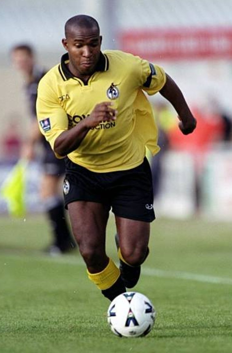Barry Hayles in action for Bristol Rovers

#BRFC #BristolRovers #TheGas