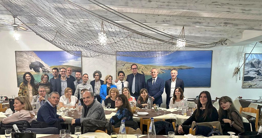 Congresso @GeriSocITA Sardegna: cena sociale a Sant'Antioco @LorenzoEspa @Cate_Trevisan @UngarAndrea