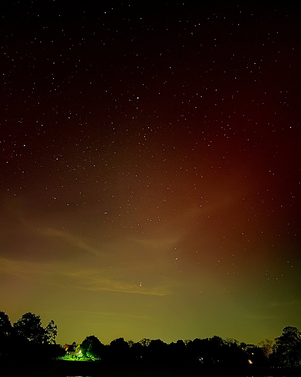 Uk #Aurura last night. #NorthernLightsuk #NorthernLights #NightPhotography #nightsky #Auroraborealis