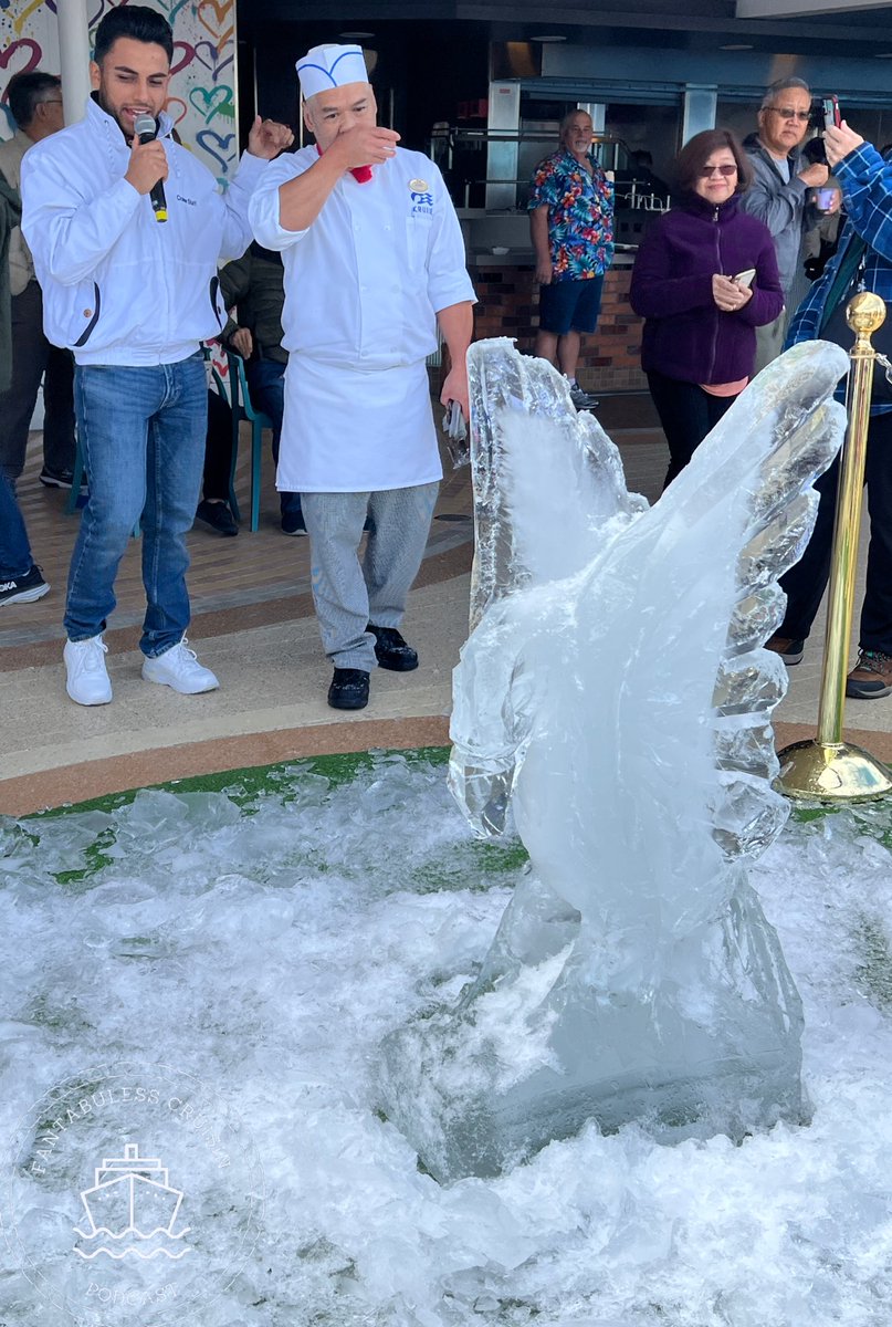 Check out this ice carving of an eagle that was created this morning on the Crown Princess as we cruised our way through Alaska! 
.
.
#alaska #alaskacruise #vacation #cruisevacation #fantabulesstravel #travelgram #fyp