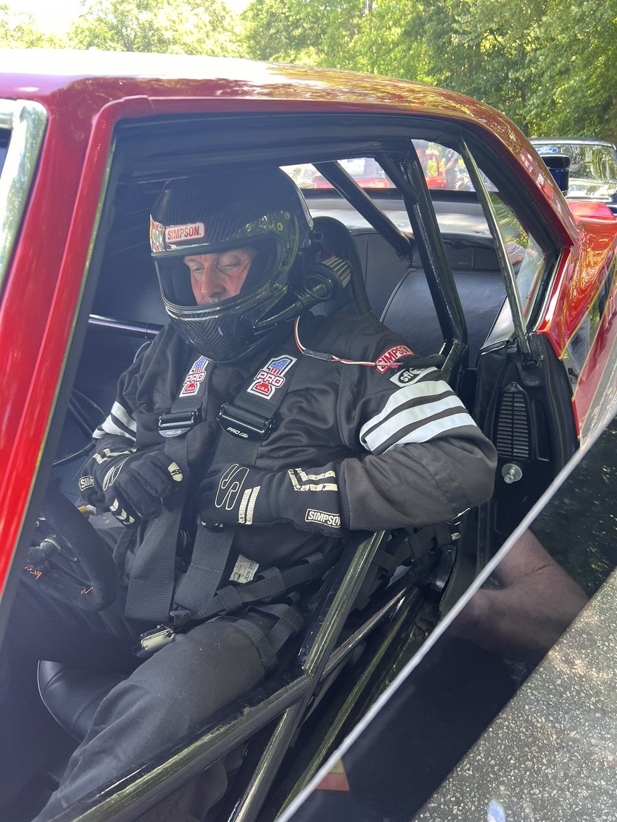 SprRodCrewChief's tweet image. Hey all!  We’re at #GreerDragway  #WDRA bracket racing today. @Southern_RacerX in the driver seat. Mom is here with us &amp;amp; it’s a beautiful day for drag racing. C’mon out Look for @WFORadio &amp;amp; #FuelFactory flags to find us. 😎