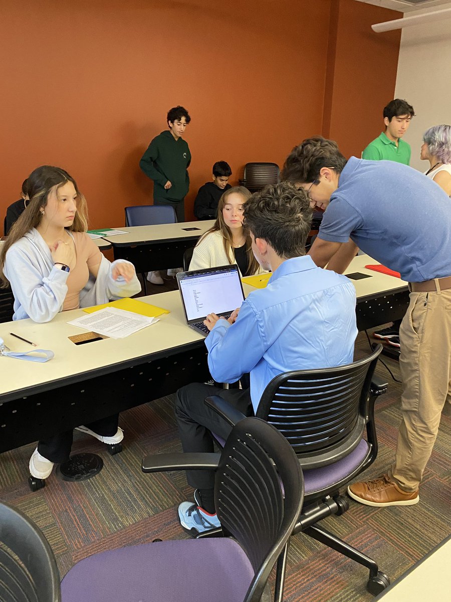 NHIatSA's tweet photo. Training #11 π
Past weekend, the great debaters came back to training after competing in the scrimmage. They began to focus on refining their arguments and strategies for the #TXGD! https://t.co/jx0uSmAm7v