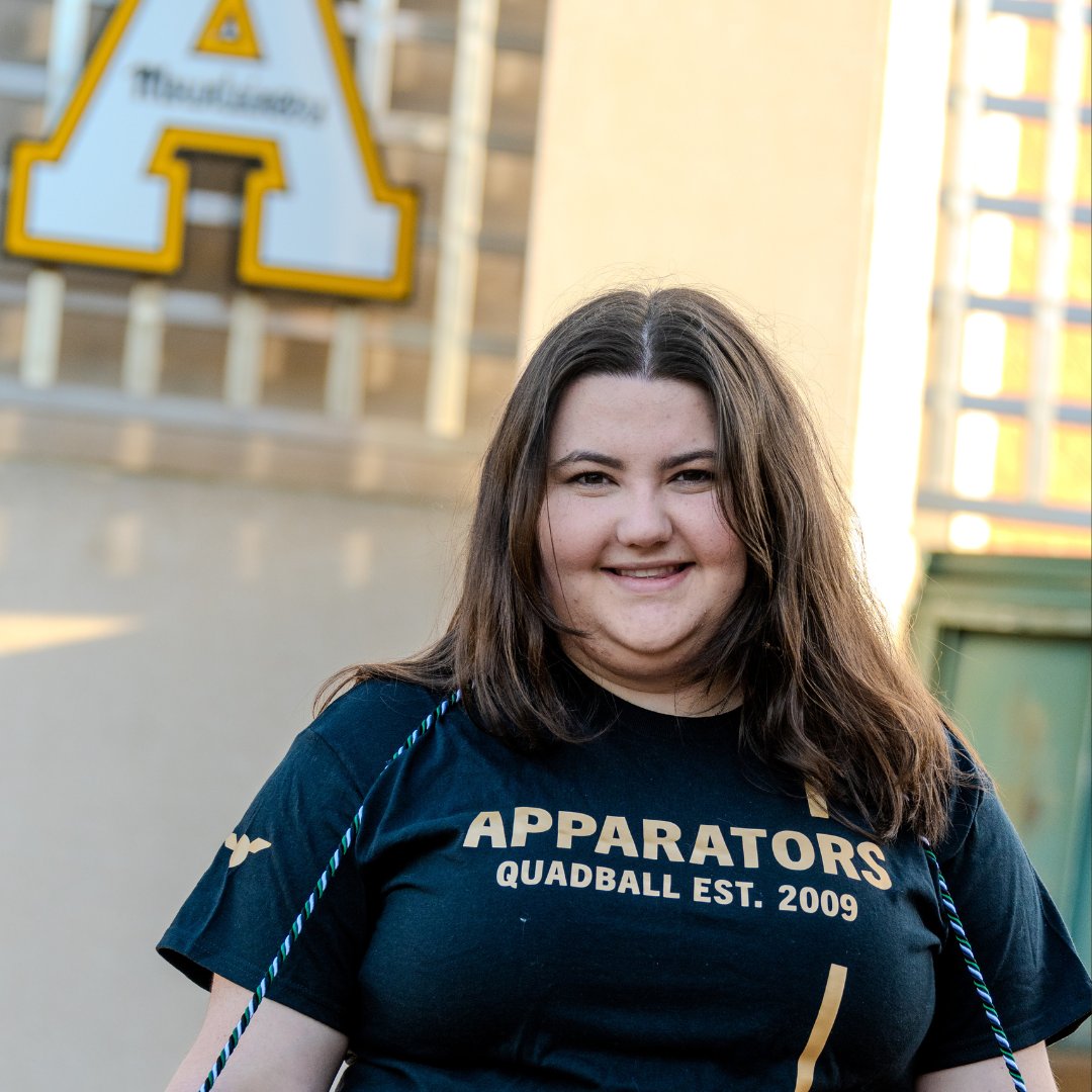 Congratulations to our Graduating Senior Apparator Ava May!!
Ava May graduated with Honors in Recreation Management and is already on the way to  a new adventure.  Thank you for being part of our team!!!