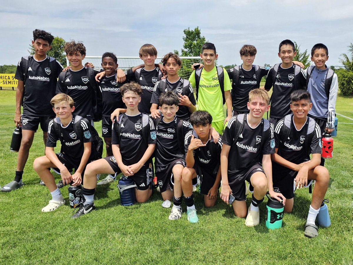 EfunBates2010's tweet image. Great game today boys! 
@HTXSoccer