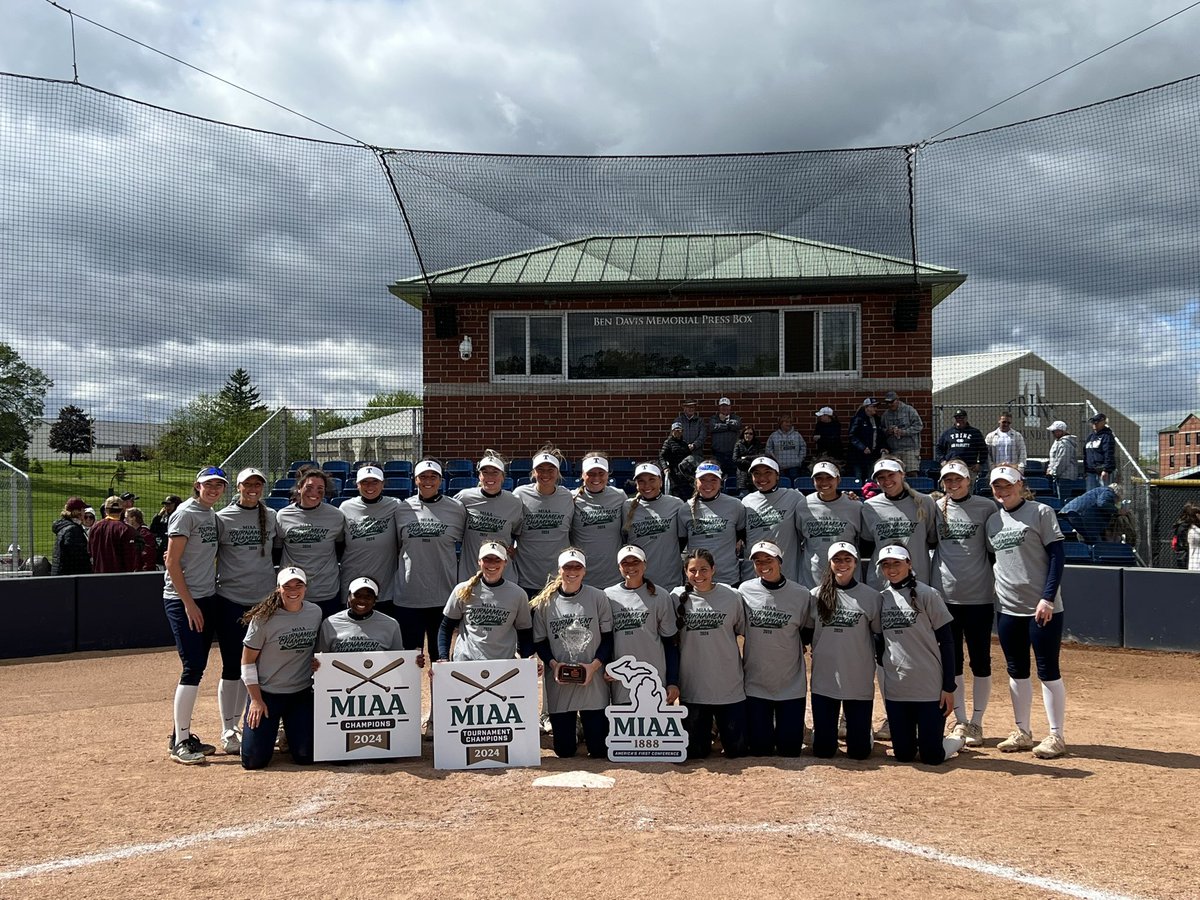 The @TrineAthletics softball program defends the #D3MIAA Tournament title! 🥎 Trine receives the conference’s automatic bid into the NCAA Tournament. #MIAAsb #GreatSince1888