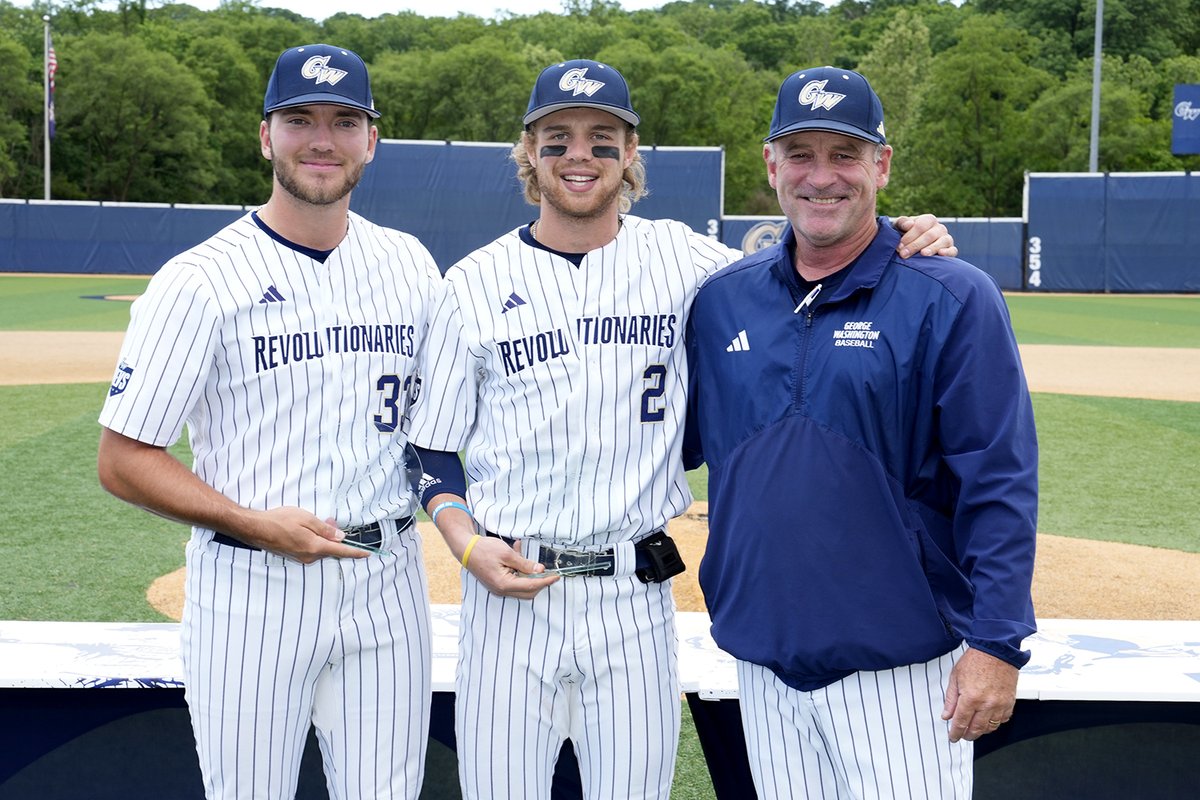 Congrats to <a href="/Brett_Young1/">Brett Young</a>  and <a href="/bsiegs33/">brandon siegs</a>, this year's winners of the "I Got Your Back" Award! Both have played an integral part in the team's success and stood out as phenomenal leaders within the program!

#RaiseHigh