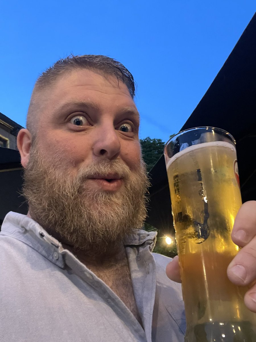 Free__Tech's tweet image. 1st time on the ale for a long time tonight, and it tastes divine. But at almost £6 quid a pint, we’re going to take it steady 😂
Hope you all have a cracking evening 🍻