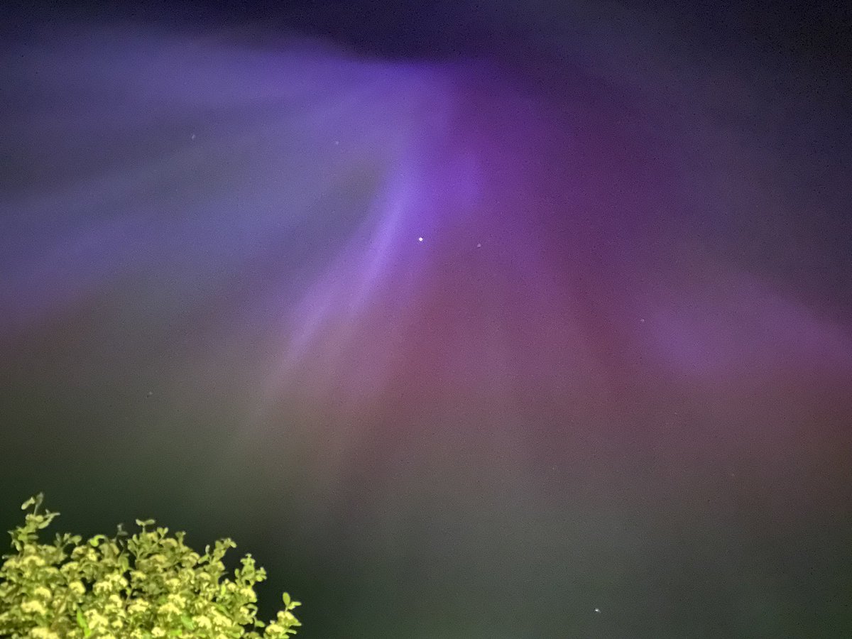 Ms_Slider's tweet image. The Northern Lights last night on the west coast of Scotland. Heading back out tonight for another try with less light pollution. 💜💚🩷💙