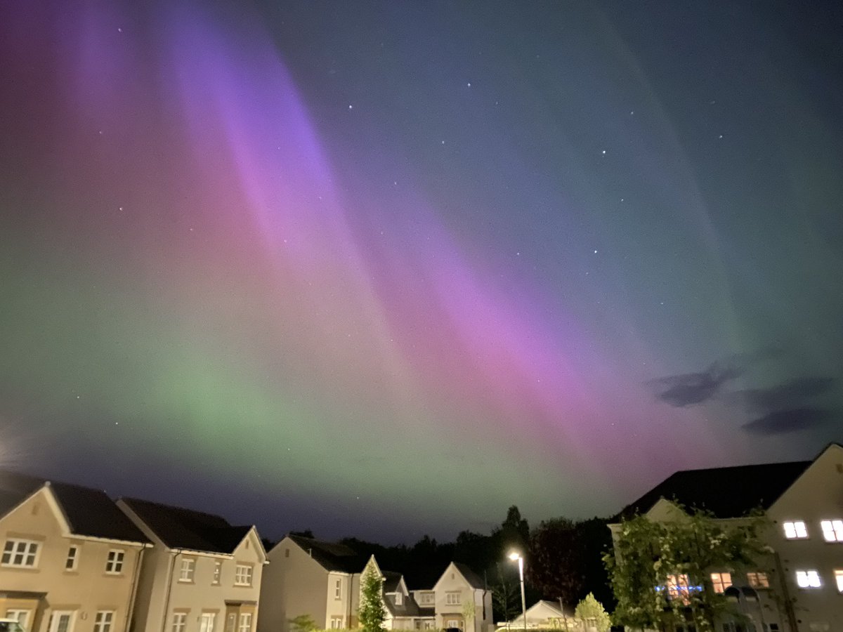 Ms_Slider's tweet image. The Northern Lights last night on the west coast of Scotland. Heading back out tonight for another try with less light pollution. 💜💚🩷💙