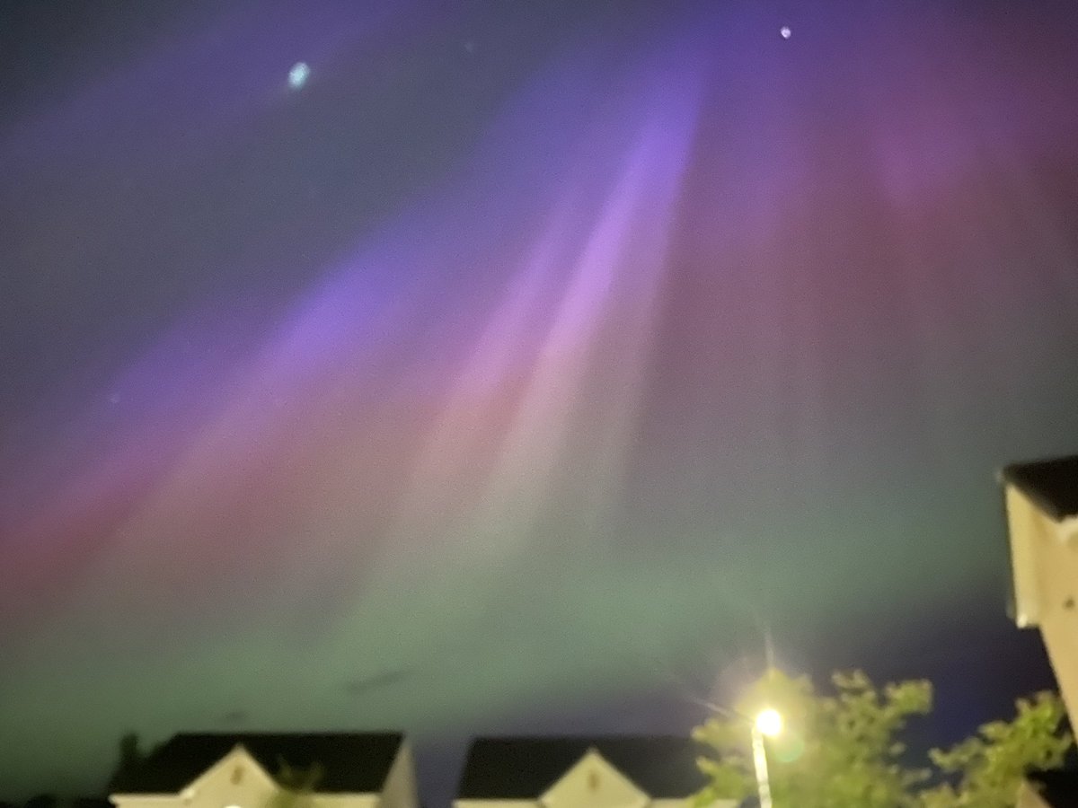 Ms_Slider's tweet image. The Northern Lights last night on the west coast of Scotland. Heading back out tonight for another try with less light pollution. 💜💚🩷💙