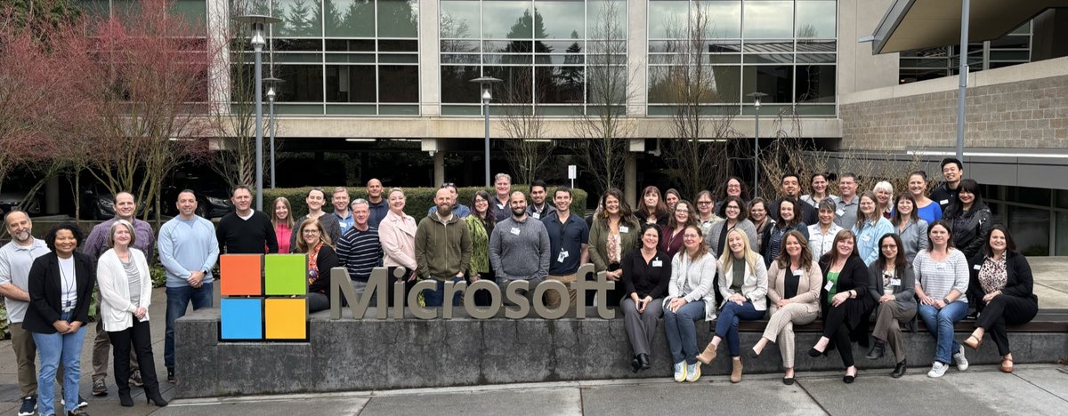 It's been an incredible week working with the first WA State AI Innovators Cohort! Thoughtful discussions diving into #AI, #AISkills, and #DigitalSkills with so much energy! Excited to watch these innovators share & shine! 🌟🚀 #MicrosoftEDU #IAmNCCE @waOSPI #AISkills @wa_esds