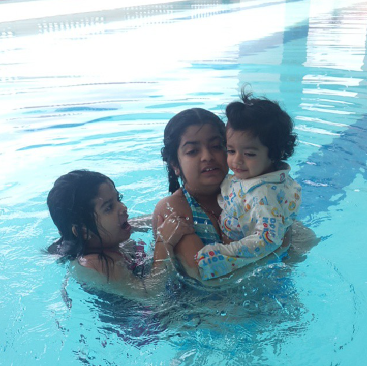RobinSharm12257's tweet photo. My little mermaids😘🥰😇

#dad #swimming #dadslife #KidsRound #lovedones https://t.co/ky5XnvzYro