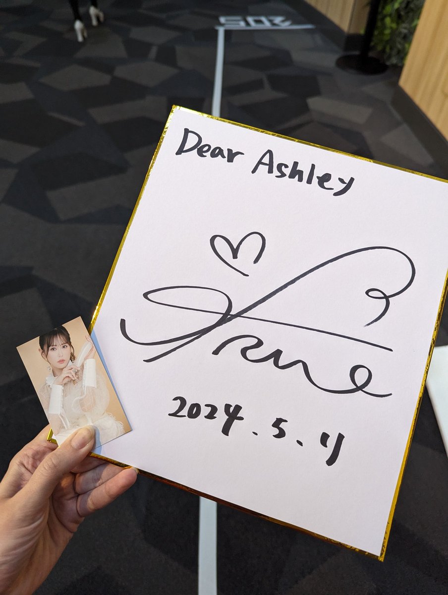 ashley_offi's tweet photo. This is the best day ever!!
#TRUE @Otafest https://t.co/ihGCIMkOuR