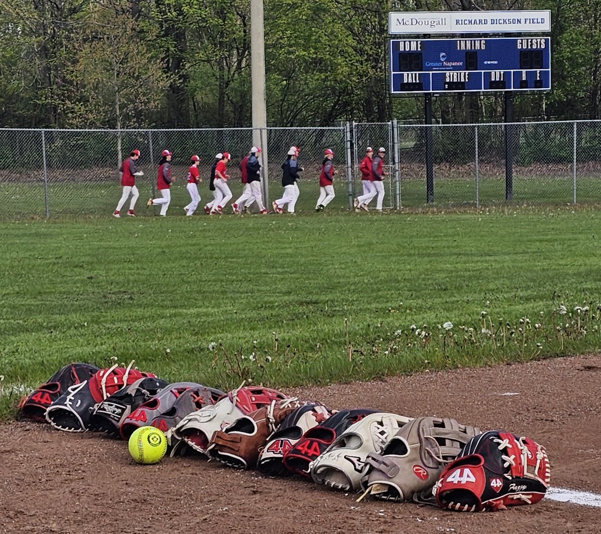The softball season is back!! Great day today at Our U17 Tournament in Napanee.