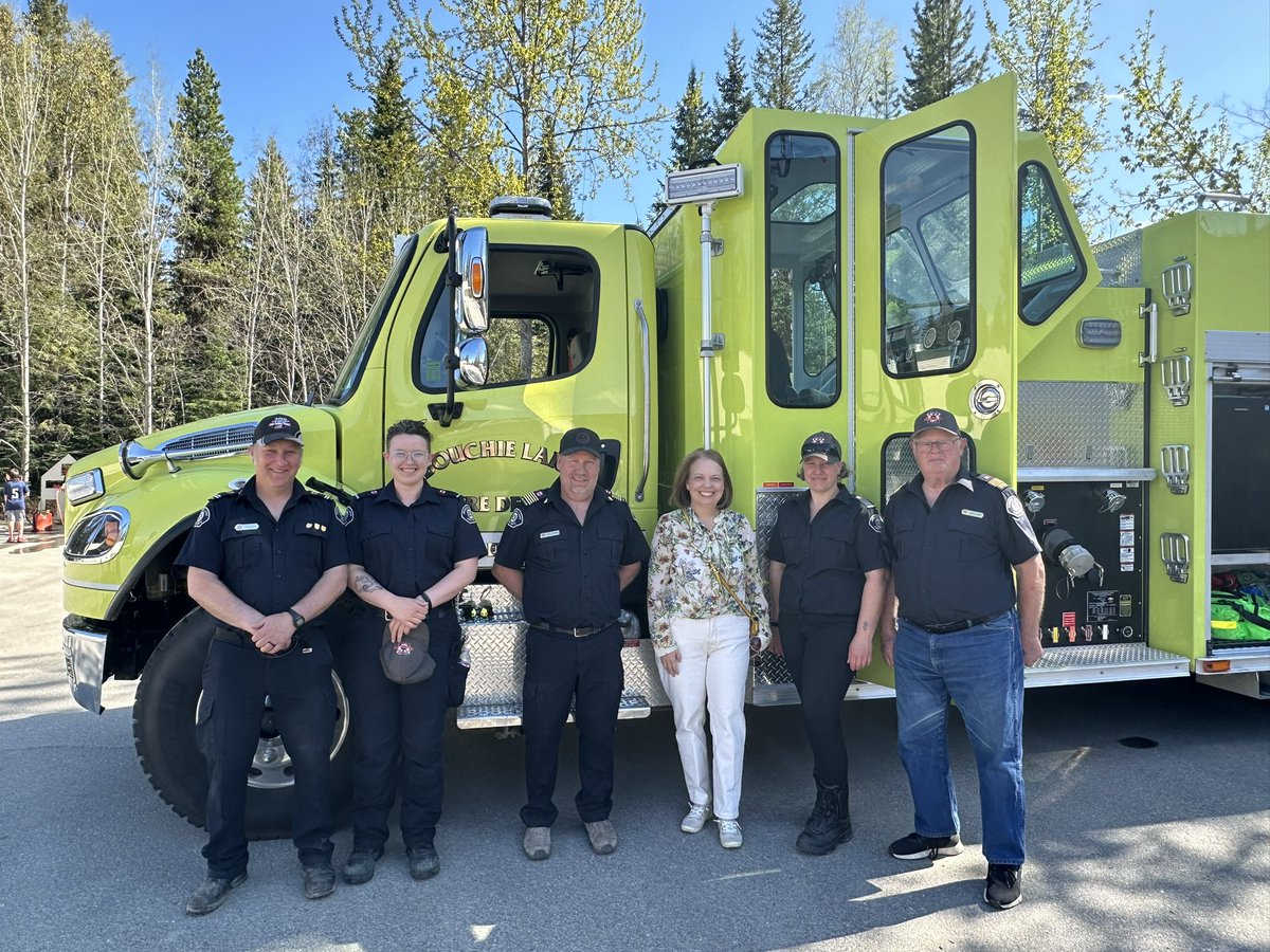 Great day to visit the Bouchie Lake VFD Meet the Fleet. Very impressed with volunteers! Also on hand was B.C. Wildfire Service, Firesmart team, lots of activities at the community hall and even some of the Kersley VFD were visiting. This is why I love #ruralbc so much!