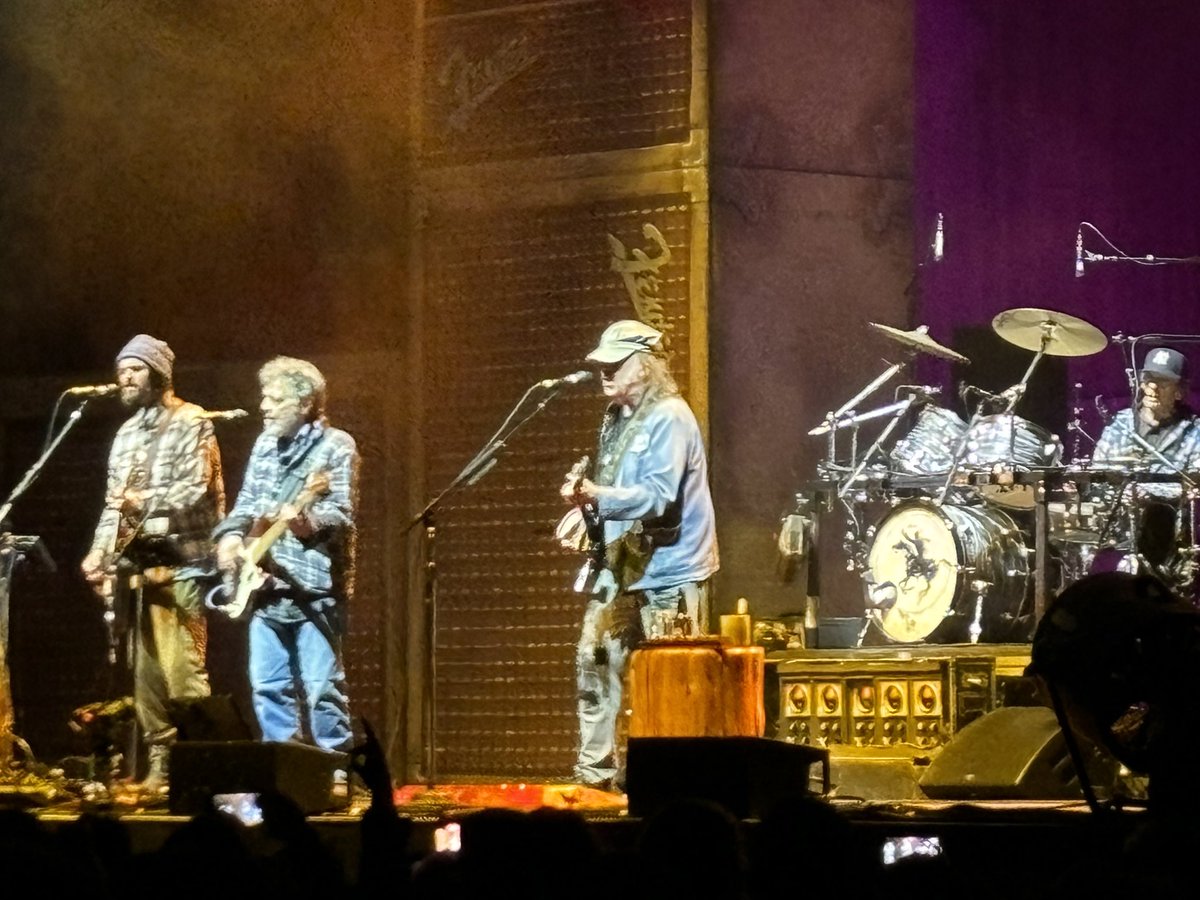 A glorious rainbow greets us to the Neil Young and Crazy Horse Love Earth Tour stop in Virginia tonight, as the band careens through a catalogue of beloved songs with raw and ragged glory.