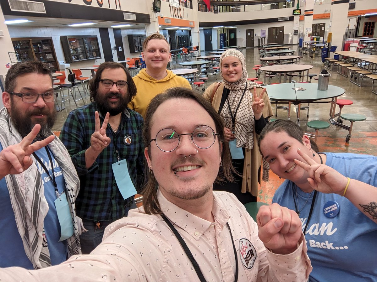 Let's go Uncommitted national delegation! Congrats to the three CD5 folks - Sheigh, Dan, and Meryem - supported by @uncommittedmn who will carry the movement for Palestine to Chicago. (Featuring CD4 Uncommitted delegate @bundleofsticks7, and me and Arianna running at State.)