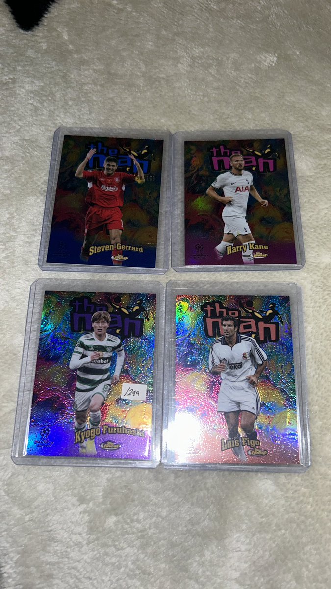 The Man Lot Furuhashi /299 Figo /75 Gerrard /150 $40