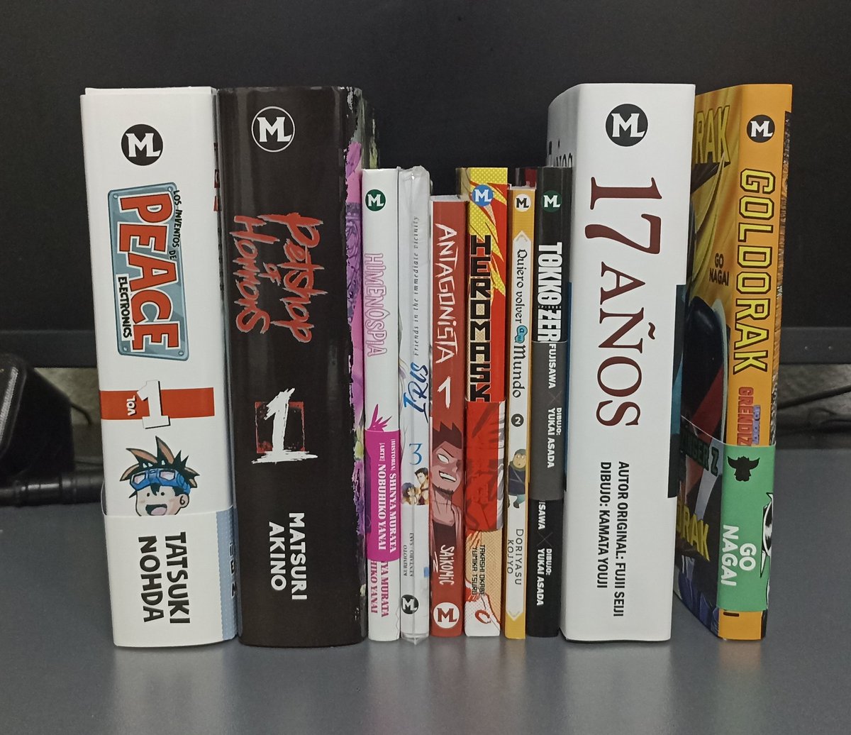 chepeelotaku's tweet photo. Hoy empezaron a llegar las preventas de @MangalineGT, un poco mas tarde que las lanzadas en México aunque de mi parte entendible, pero deberian manejar mas comunicación para poder estar al tanto de lo que sucede con los tomos y en general un meme de vez en cuando no caeria mal https://t.co/mFSYqp9DMh