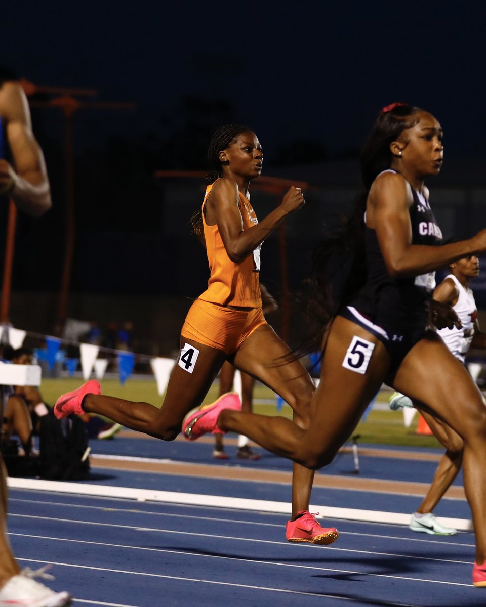 Dennisha Page tallied three points in the SEC women’s 200m final! ⏱️ — 22.39 (PR, No. 2 in Lady Vol history)