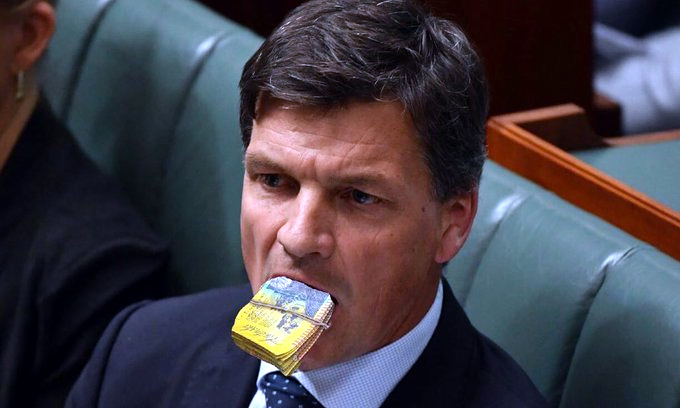 Angus Taylor should be in Prison, not on #insiders.

I stopped watching after 2 minutes of his bull 💩

#Auspol #LNPNeverAgain