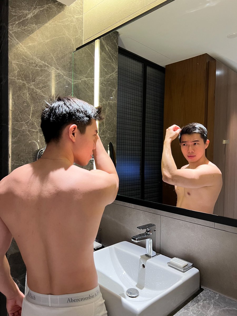 jaydenzhjayden's tweet photo. 🤔 https://t.co/KrOvig3SaI